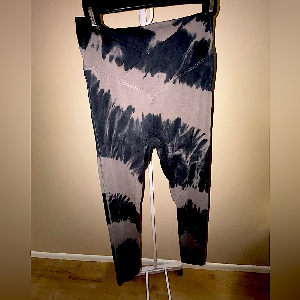 Crossover Leggings- Multicolor